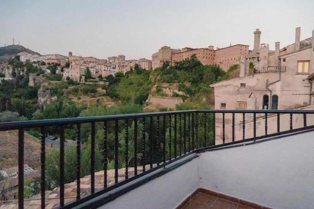 Vistas de Cuenca desde la terraza de VUT La Calle Estrecha